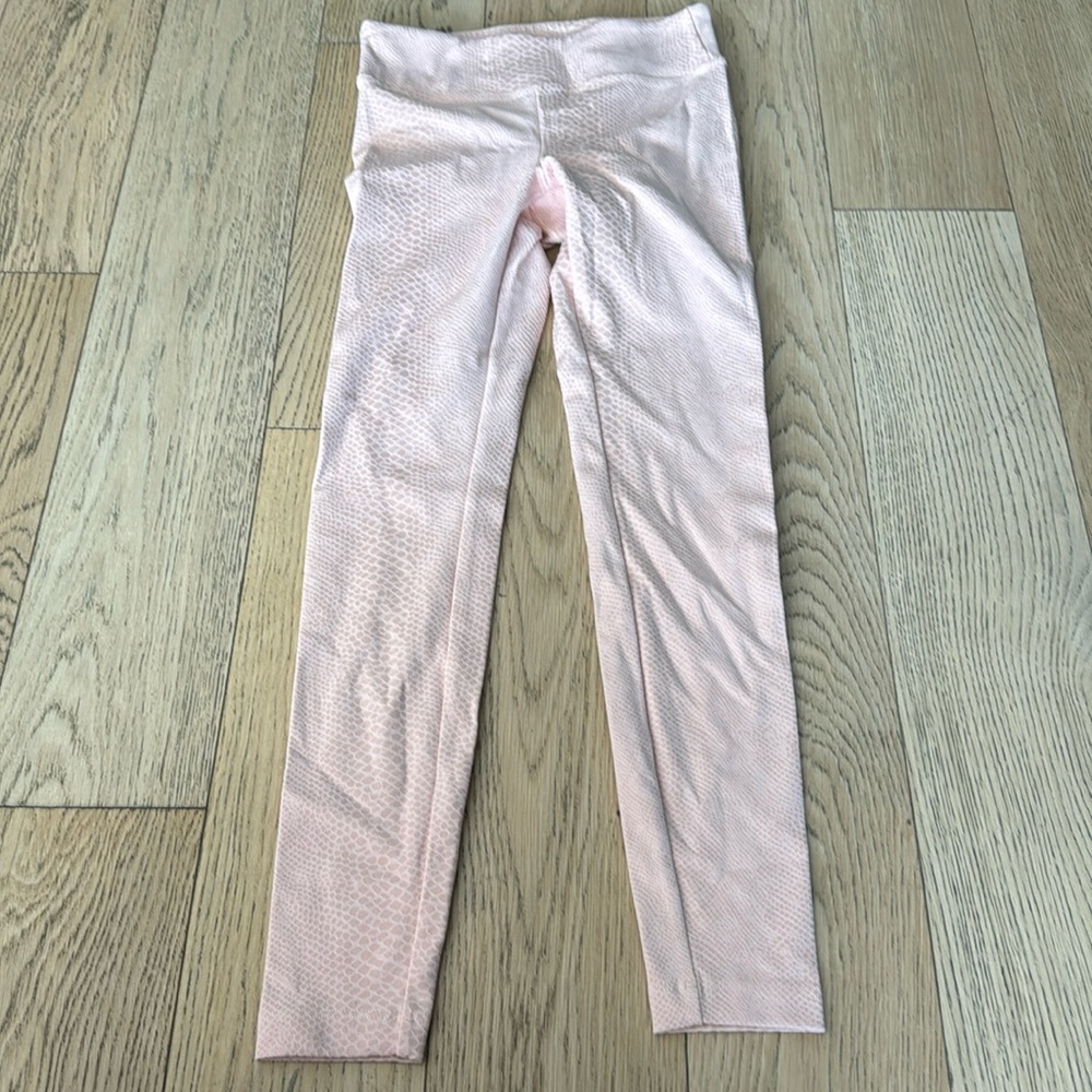 Koral light pink active leggings in size Small